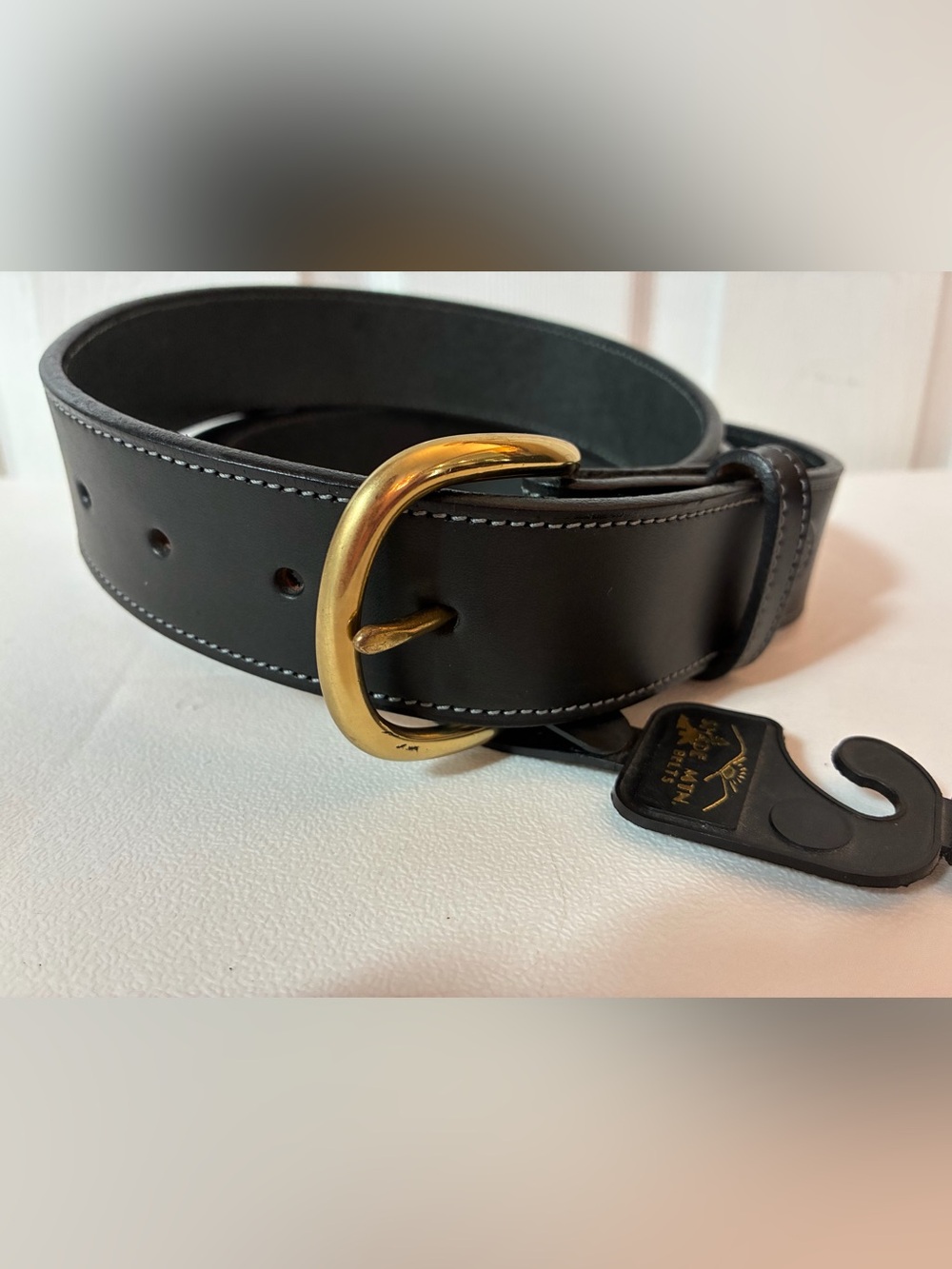 NWT Shade Mtn. Belts Black English Bridle Leather Belt Brass Buckle USA Sz 56